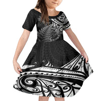 New Zealand Lizard Family Matching Tank Maxi Dress and Hawaiian Shirt Silver Fern Aotearoa Maori LT14 Daughter's Dress Black - Polynesian Pride