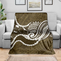 Aloha Hawaii Kalo Pikake Lei Blanket Chest Tattoo Gold Hawaiian Pattern