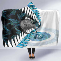 New Zealand Silver Fern Curling Personalised Hooded Blanket Aotearoa Kiwi Ponga Paua Shell Version LT14 One Size Black - Polynesian Pride