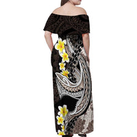 Brown and Black Hawaii Shark Tattoo Family Matching Off Shoulder Maxi Dress and Hawaiian Shirt Puakenikeni Lei Plumeria Polynesian Pattern - Polynesian Pride