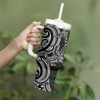New Zealand Hammerhead Shark Tumbler With Handle Maori Haehae Mangopare Black - Polynesian Pride