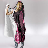 Aloha Hawaii Maui Hooded Blanket Valley Isle Humpback Whale Black