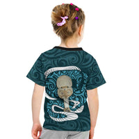 Turquoise New Zealand Eel Kid T Shirt Aotearoa Maori Tuna With Kotiate Weapon LT14 - Polynesian Pride