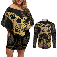 Black And Gold Aotearoa Whai Couples Matching Off Shoulder Short Dress and Long Sleeve Button Shirt NZ Stingrays Maori Curves Style