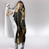 Black And Gold Aotearoa Whai Hooded Blanket NZ Stingrays Maori Curves Style