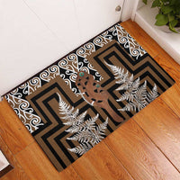 New Zealand Rubber Doormat Maori Maripi Knife With Poutama Art