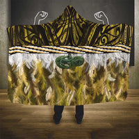 Yellow Traditional Cloak Aotearoa Hooded Blanket Maori Paua Shell Korowai Pattern