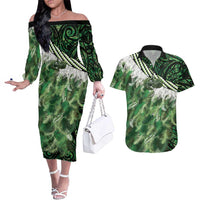 Green Traditional Cloak Aotearoa Couples Matching Off The Shoulder Long Sleeve Dress and Hawaiian Shirt Maori Paua Shell Korowai Pattern