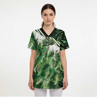 Green Traditional Cloak Aotearoa Scrub Top Maori Paua Shell Korowai Pattern - Polynesian Pride
