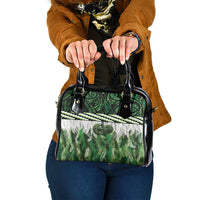 Green Traditional Cloak Aotearoa Shoulder Handbag Maori Paua Shell Korowai Pattern LT14 One Size Green - Polynesian Pride