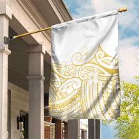 Polynesia White Sunday Garden Flag Plumeria Polynesian Tribal Gold Color - Polynesian Pride