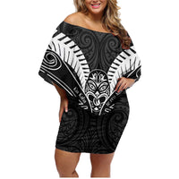 Kia Kaha Te Reo Maori Family Matching Off Shoulder Short Dress and Hawaiian Shirt Aotearoa Hei Tiki With Hongi LT14 Mom's Dress Black - Polynesian Pride