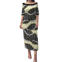 Black Palaka Hawaii Family Matching Puletasi and Hawaiian Shirt Kukui Nut Pikake Lei Hawaiian Tapa Pattern LT14 Mom's Dress Black - Polynesian Pride