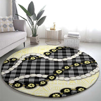 Black Palaka Hawaii Round Carpet Kukui Nut Pikake Lei Hawaiian Tapa Pattern - Polynesian Pride