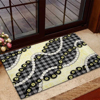 Black Palaka Hawaii Rubber Doormat Kukui Nut Pikake Lei Hawaiian Tapa Pattern - Polynesian Pride