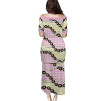 Pink Palaka Hawaii Family Matching Puletasi and Hawaiian Shirt Kukui Nut Pikake Lei Hawaiian Tapa Pattern LT14 - Polynesian Pride