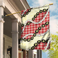 Red Palaka Hawaii Garden Flag Kukui Nut Pikake Lei Hawaiian Tapa Pattern - Polynesian Pride