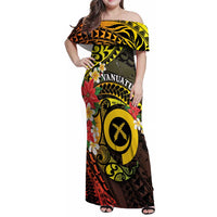 Vanuatu Christmas Family Matching Off Shoulder Maxi Dress and Hawaiian Shirt Vanuatuan Pig Tusk - Meri Krismas! LT14 Mom's Dress Black - Polynesian Pride