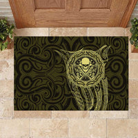 New Zealand Skull Darts Rubber Doormat Aotearoa Maori Chest Tattoo Stylized Gold - Polynesian Pride