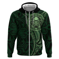 New Zealand Skull Darts Hoodie Aotearoa Maori Chest Tattoo Stylized Green LT14 Zip Hoodie Green - Polynesian Pride