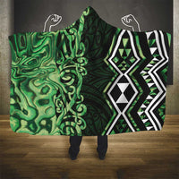 Green Aotearoa Hooded Blanket Taniko Motifs With Paua Shell Kowhaiwhai