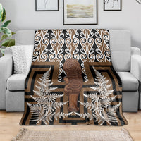 Wahaika New Zealand Blanket Maori Weapon Kowhaiwhai Fern Poutama Motifs