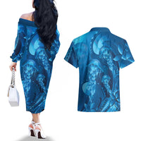 Blue Gradient Polynesia Jellyfish Couples Matching Off The Shoulder Long Sleeve Dress and Hawaiian Shirt Plumeria Polynesian Tattoo Glowing Vibes LT14 - Polynesian Pride