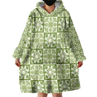 Omaomao Palaka Quilt Hawaii Wearable Blanket Hoodie Hawaiian Tropical Monstera Sea Turtle