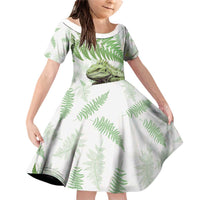 Green New Zealand Tuatara Family Matching Off Shoulder Short Dress and Hawaiian Shirt Aotearoa Sphenodon Punctatus Silver Fern LT14 Daughter's Dress Green - Polynesian Pride