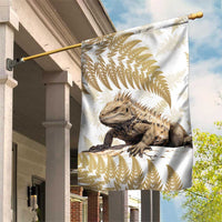 Gold New Zealand Tuatara Garden Flag Aotearoa Sphenodon Punctatus Silver Fern