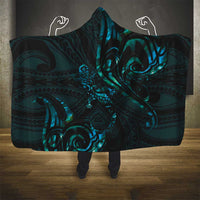 New Zealand Skink Hooded Blanket Aotearoa Maori Mix Paua Shell