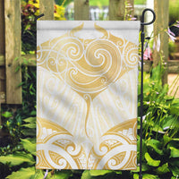 Gold White New Zealand Manta Ray Garden Flag Aotearoa Maori Haehae - Polynesian Pride