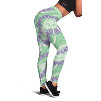 Pastel Green Hawaii Palaka Honohono Pikake Leggings Hawaiian Orchid Lei Polynesian Pattern - Polynesian Pride