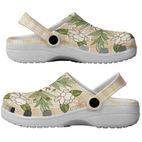 Squares Maile Leaf Clogs Shoes Beige Palaka Hawaiian Quilt Pattern - Polynesian Pride