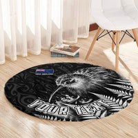 Personalized New Zealand Kiwi Bird Round Carpet Grunge Maori Tribal Pattern Silver Fern