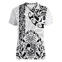 Hawaii Women V Neck T Shirt with Polynesian Turtle TS04 Female Black/White - Polynesian Pride