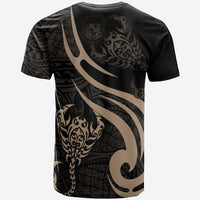 Hawaii T Shirt Scorpio Tribal Pattern Style Gold - Polynesian Pride