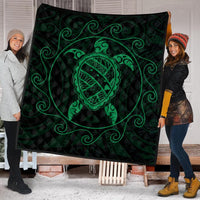 Hawaiian Map Turtle Wave Polynesian Premium Quilts Green - AH - Polynesian Pride