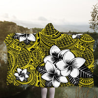 Hawaiian Plumeria Tribe Yellow Polynesian Hooded Blanket AH - Polynesian Pride