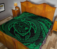 Hawaiian Kanaka Honu Hibiscus Tornando Green Polynesian Premium Quilt - Polynesian Pride
