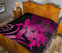 Hawaii Turtle Hibiscus Polynesian Vintage Premium Quilt - Pink - Polynesian Pride