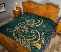 Hawaii Triple Marble Turtle Polynesian Hibiscus Premium Quilt - AH - Benjamin Style - Green - Polynesian Pride
