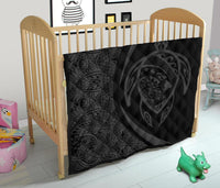 Hawaii Turtle Map Polynesian Premium Quilt - Gray - Circle Style - Polynesian Pride
