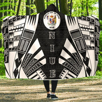 Niue Hooded Blanket - Polynesian Tattoo Black Hooded Blanket Black - Polynesian Pride
