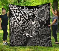 Guam Polynesian Premium Quilt - White Turtle Flowing - Polynesian Pride