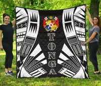 Tonga Premium Quilt - Tonga Coat Of Arms Polynesian White Tattoo (Black) Black - Polynesian Pride
