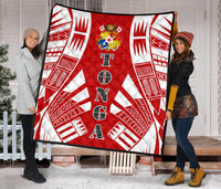 Tonga Premium Quilt - Tonga Coat Of Arms Polynesian White Tattoo (Red) - Polynesian Pride
