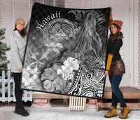 Polynesian Hawaii Premium Quilt - Humpback Whale with Tropical Flowers (White) - Polynesian Pride