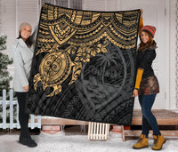 Guam Polynesian Premium Quilt - Guam Coat Of Arms & Golden Turtle Hibiscus - Polynesian Pride