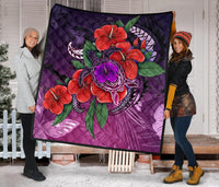 Polynesian Premium Quilt - Purple Hibiscus Turtle Flowing - Polynesian Pride
